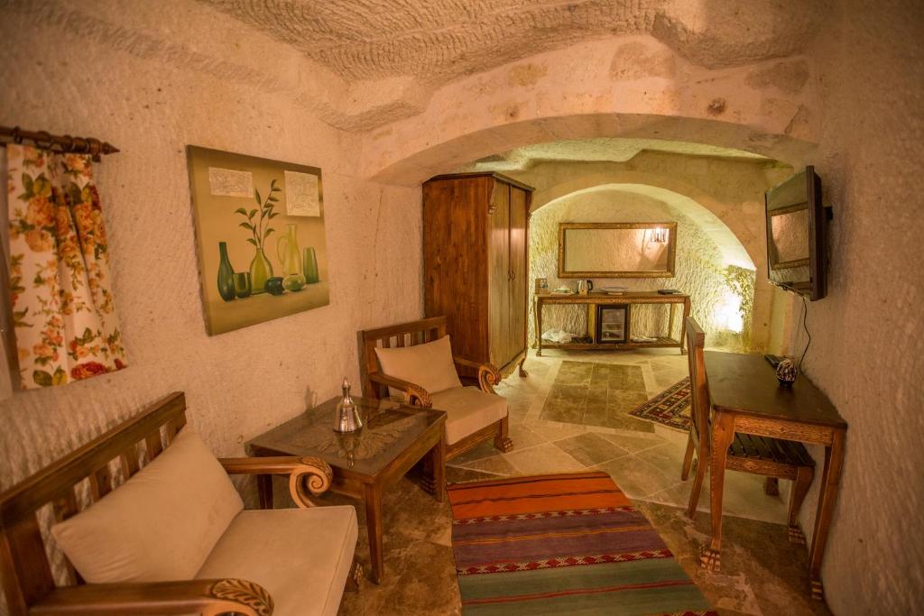 AGARTA CAVE HOTEL