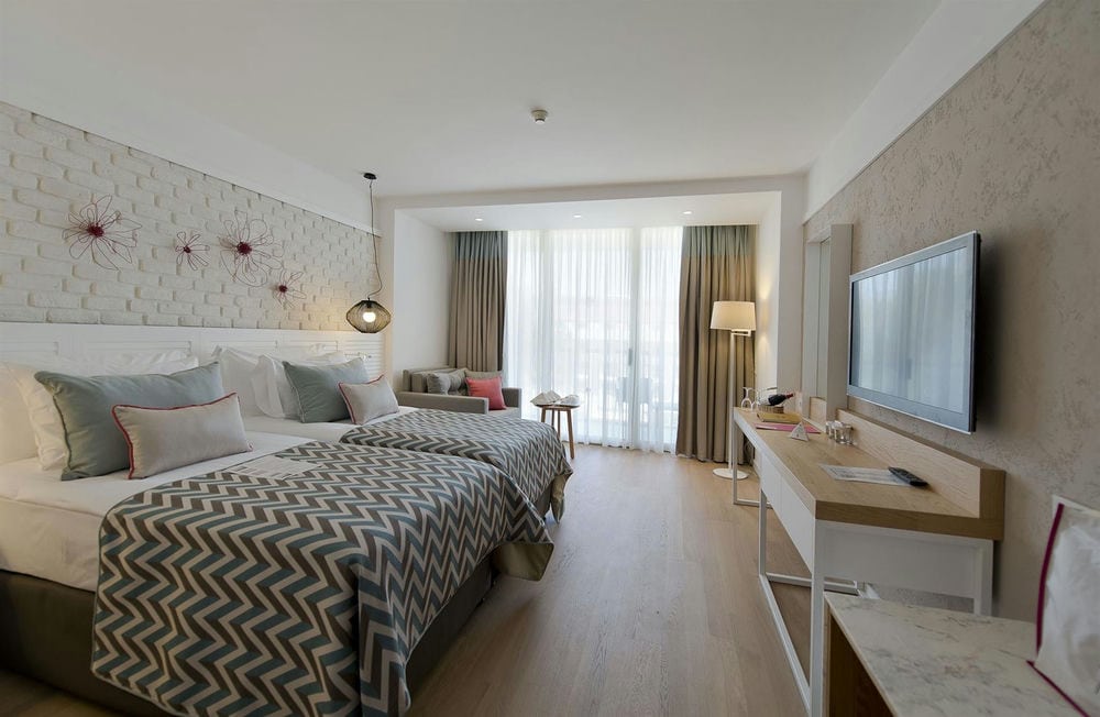 AKRA KEMER (ex KEMER BARUT COLLECTION)