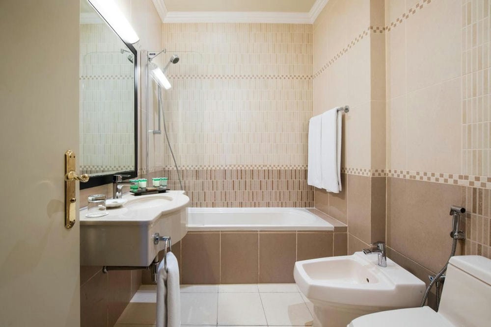 AL HAMRA RESIDENCE & ViILLAGE 