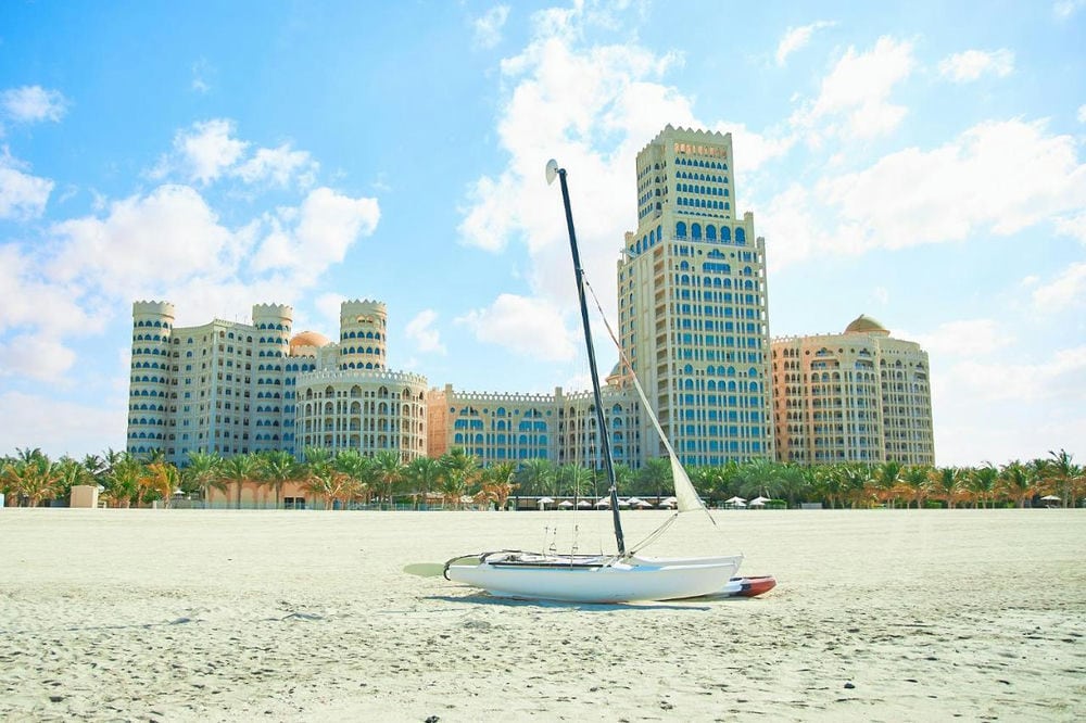 AL HAMRA RESIDENCE & ViILLAGE 