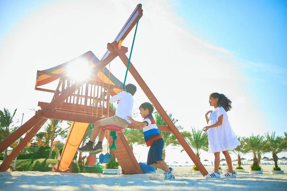 AL HAMRA RESIDENCE & ViILLAGE 
