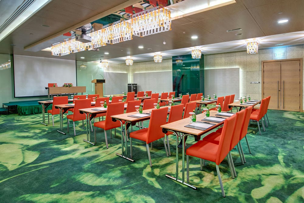 AL KHOORY EXECUTIVE HOTEL 