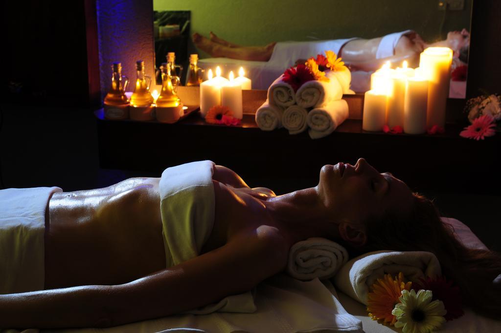ALESTA YACHT HOTEL BOUTIQUE