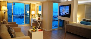 ALESTA YACHT HOTEL BOUTIQUE