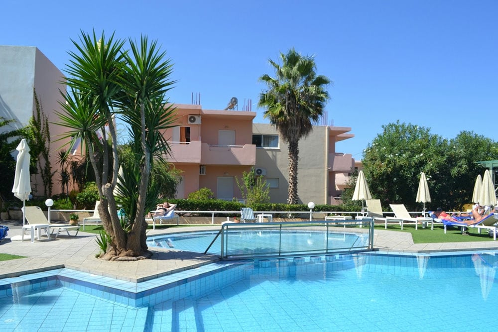 ALEXANDROS APARTMENTS