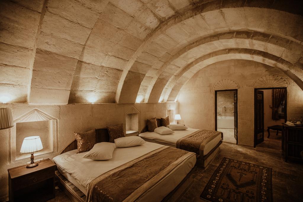 ALIA CAVE HOTEL