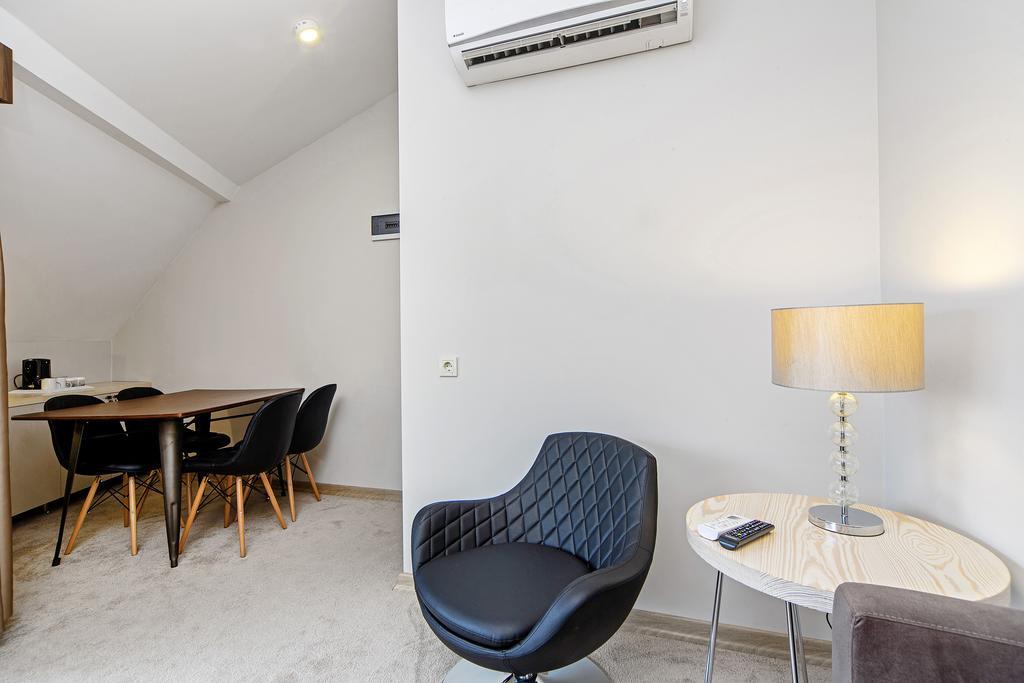 ALMINA HOTEL