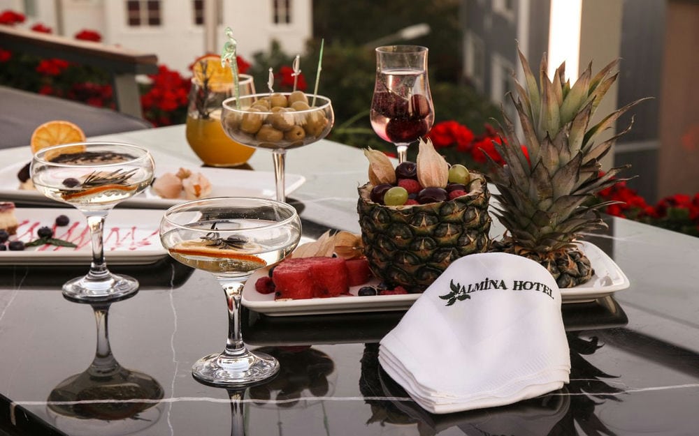 ALMINA HOTEL