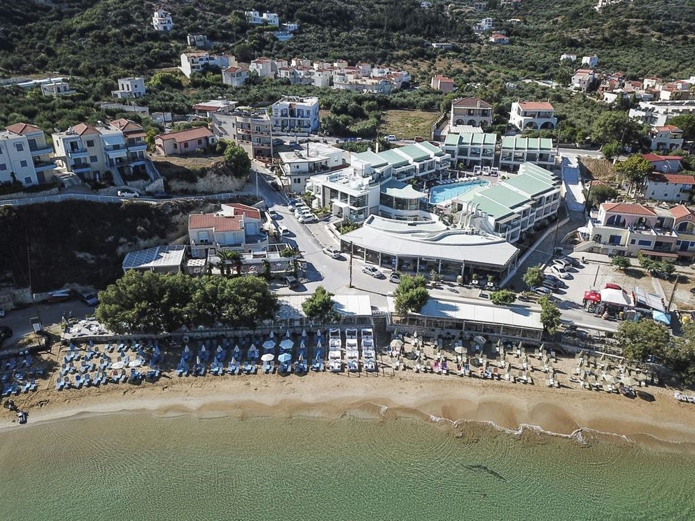 ALOE BOUTIQUE & SUITES (16+)