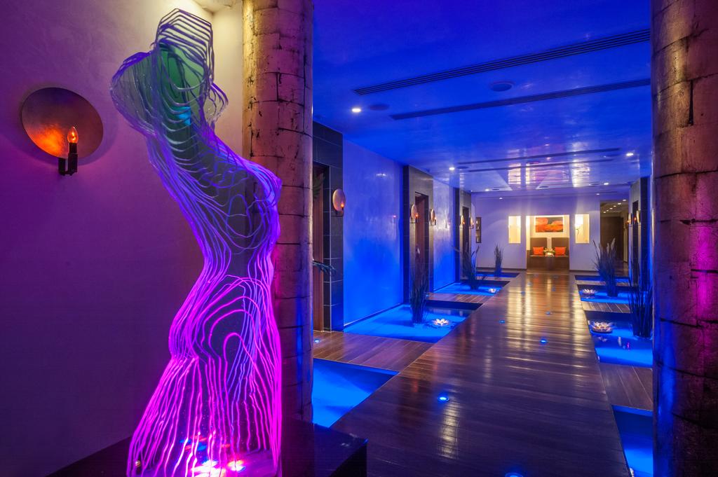 AMATHUS BEACH HOTEL LIMASSOL