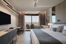 AMIRA BEACH RESORT&SPA