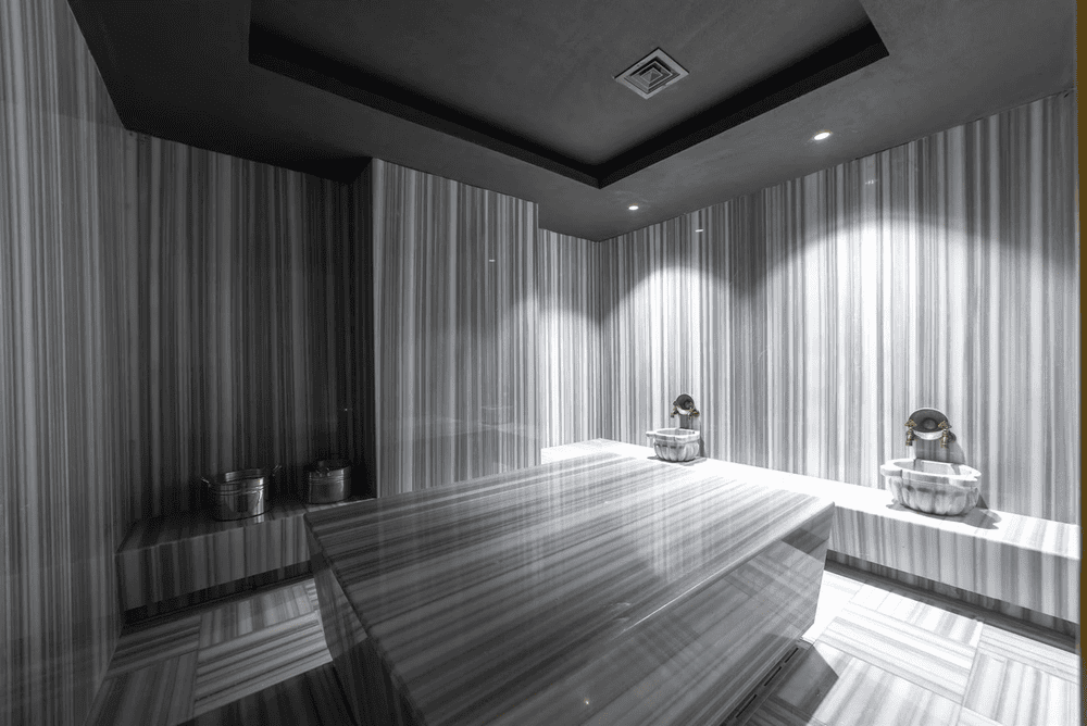 AMON HOTELS