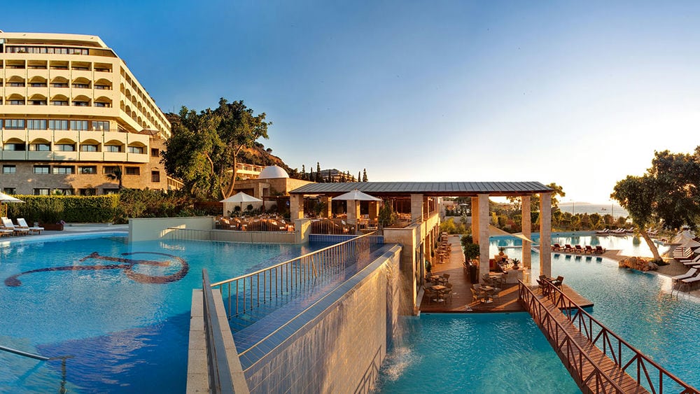 AMUS HOTEL & SPA