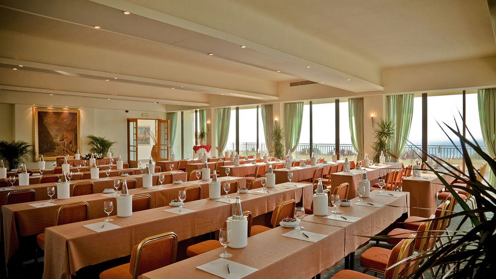 AMUS HOTEL & SPA