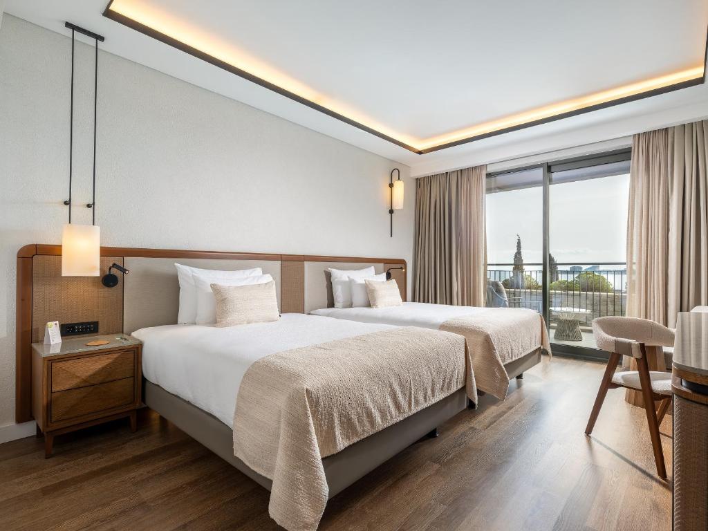 ANDA BARUT COLLECTION