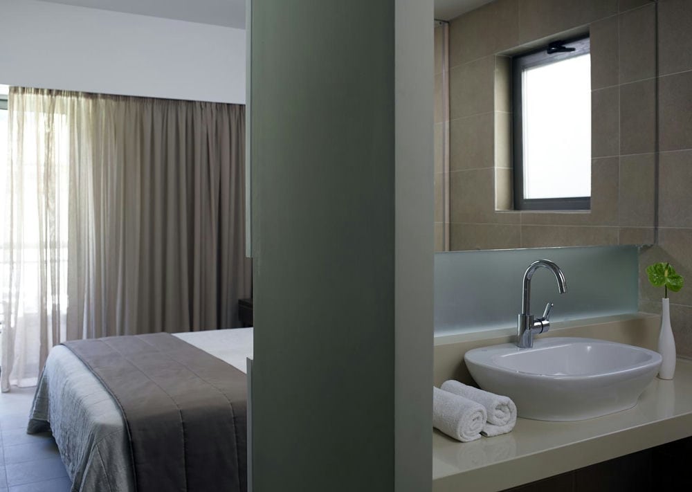 ANGELA SUITES & LOBBY HOTEL