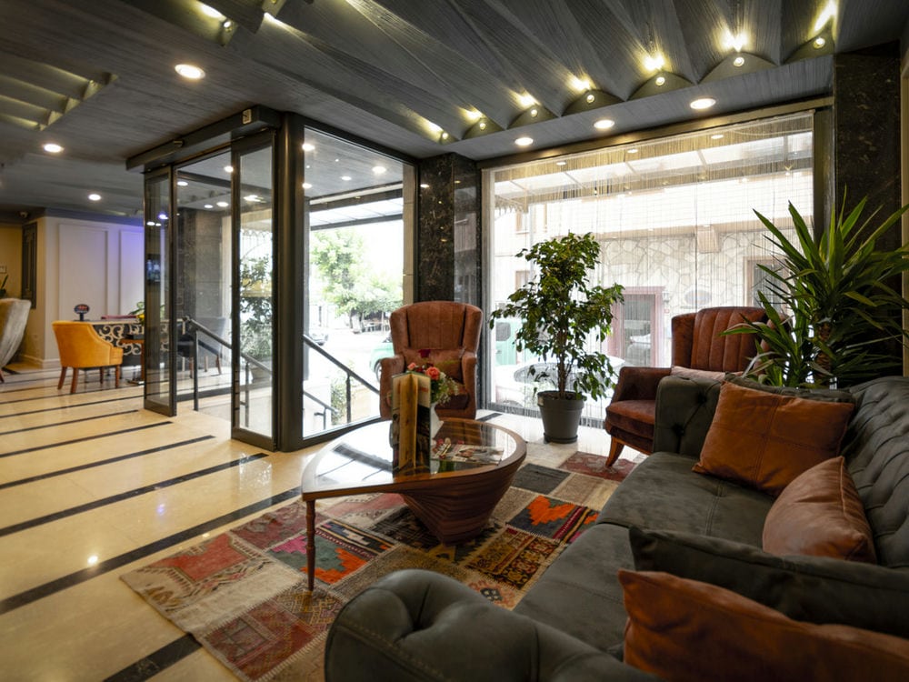 ANTUSA DESIGN HOTEL & SPA