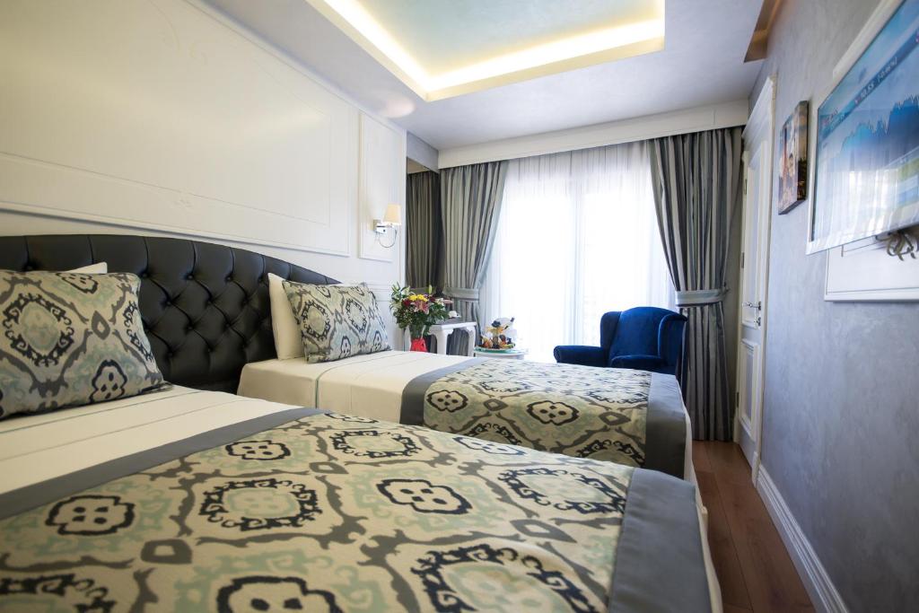 ANTUSA PALACE HOTEL