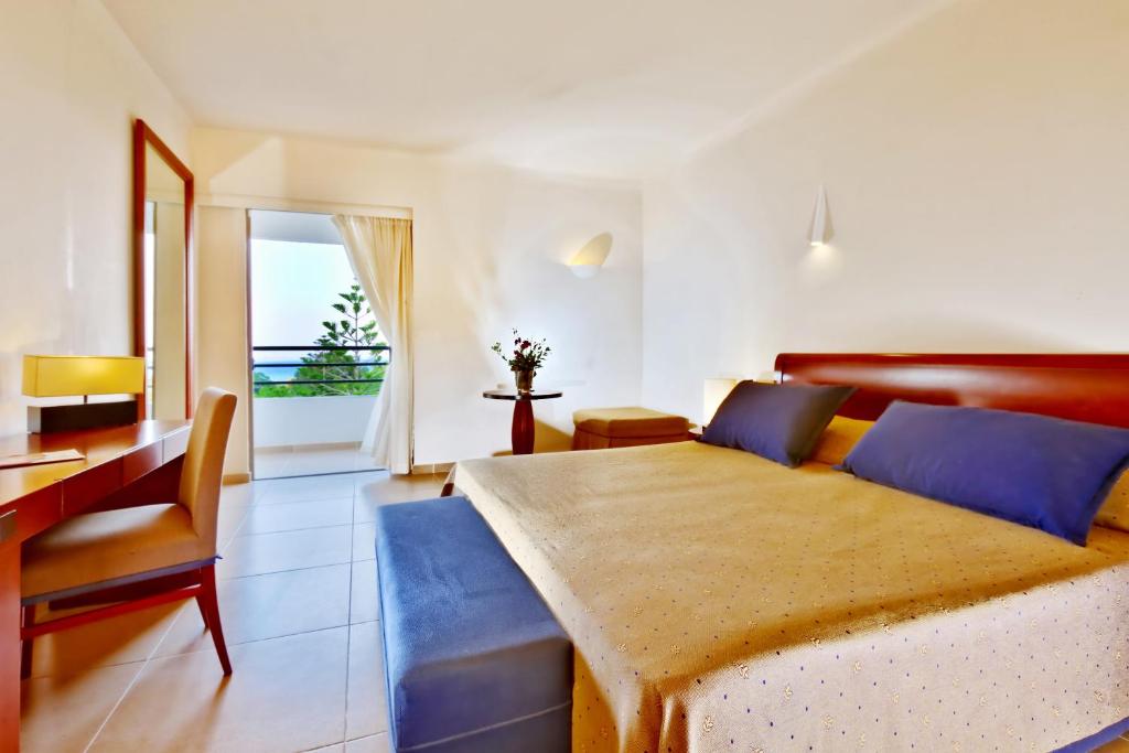 APOLLONIA BEACH RESORT & SPA