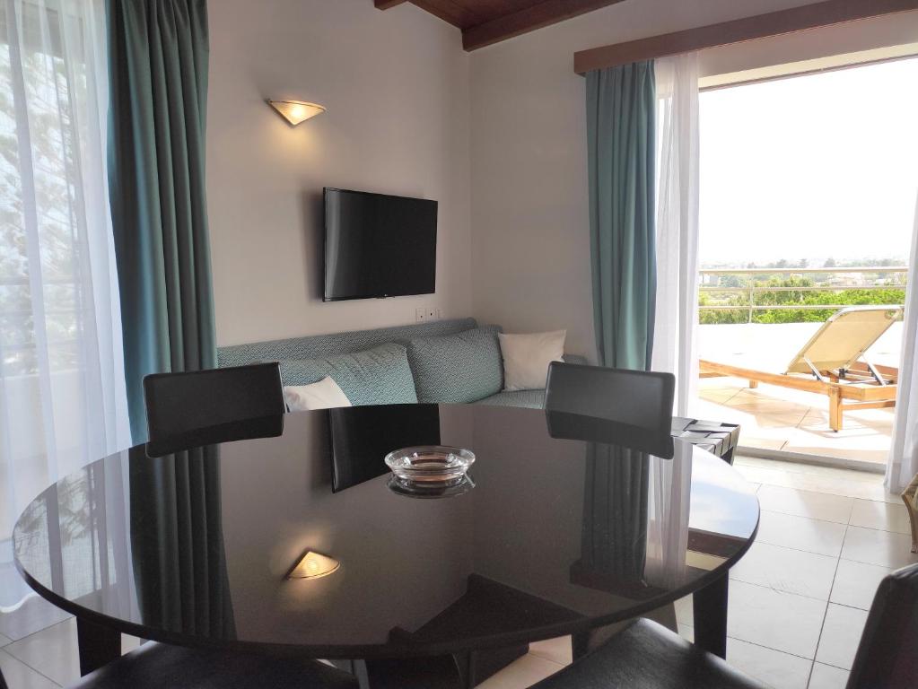 APOLLONIA BEACH RESORT & SPA