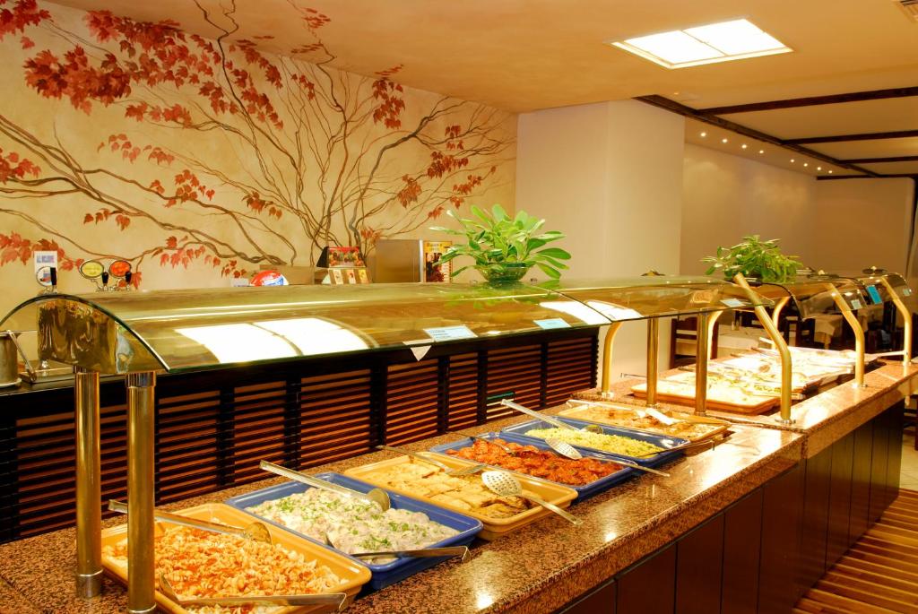 APOLLONIA BEACH RESORT & SPA