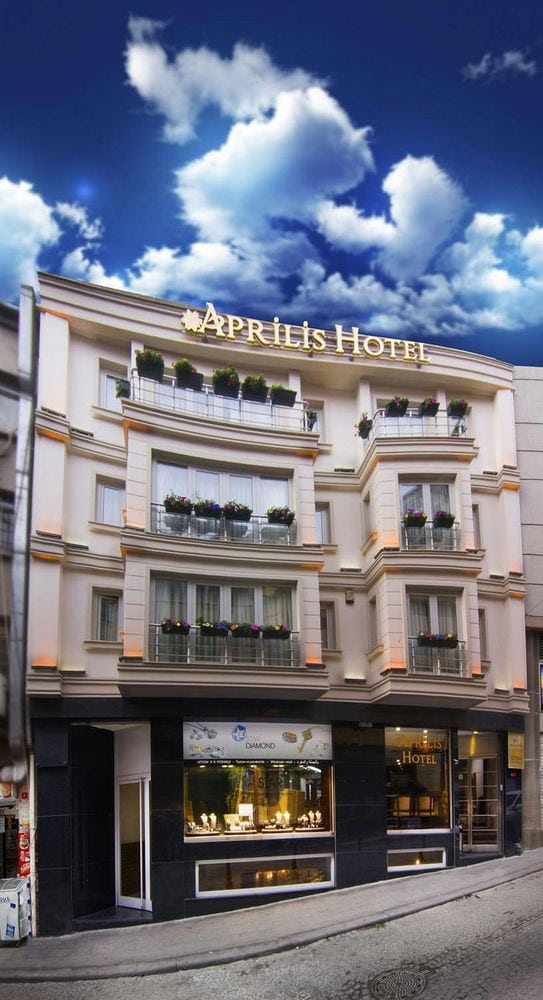 APRILIS DELUXE HOTEL