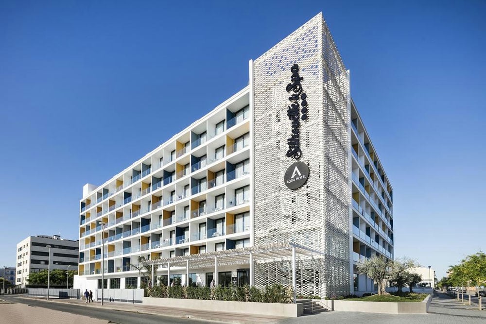 AQUA SILHOUETTE & SPA (ONLY ADULTS 16+)