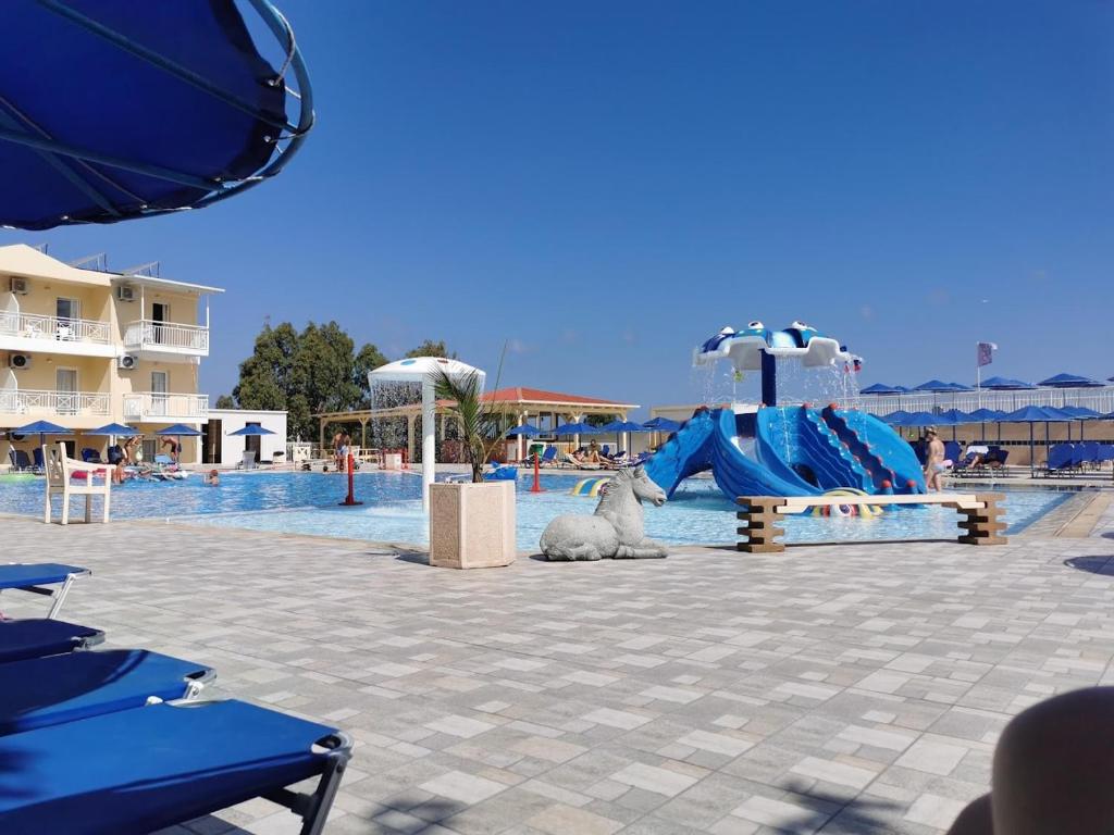 AQUA SUN VILLAGE