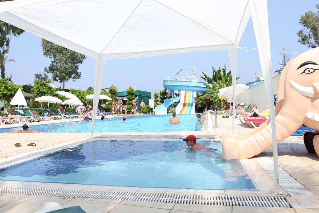 ARMAS BEACH HOTEL