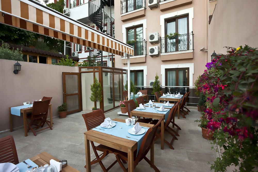ART CITY HOTEL