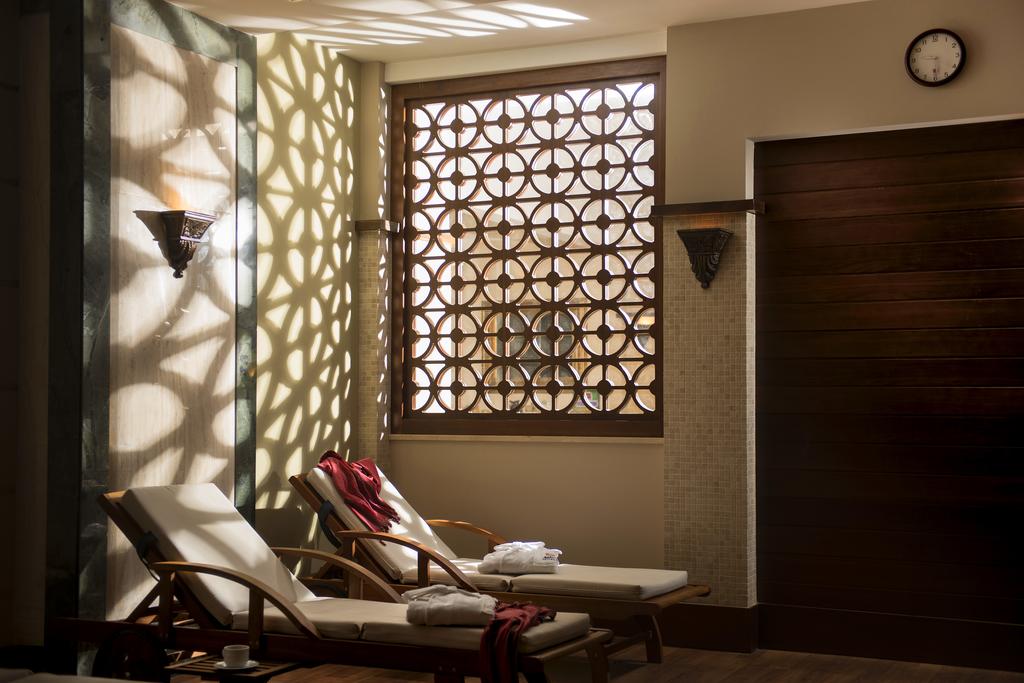 ARUM BARUT COLLECTION