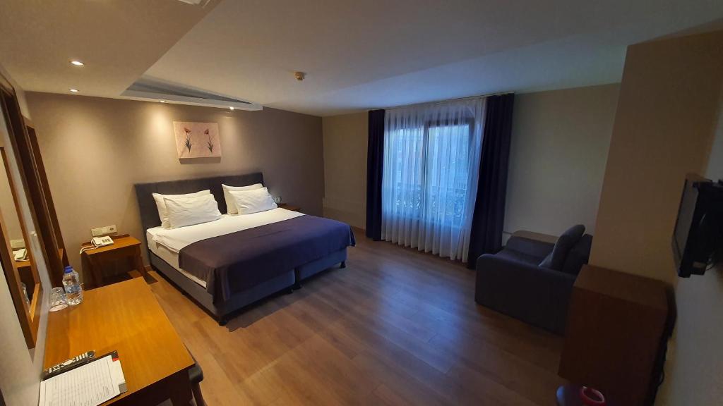 ASUR HOTEL
