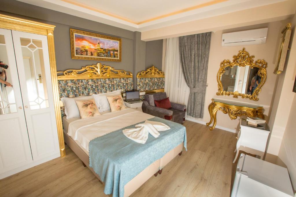 ATLANTIS ROYAL HOTEL