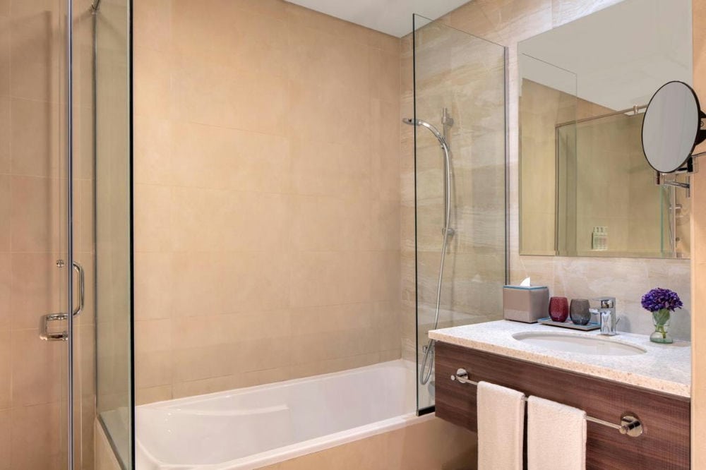 AVANI PALM VIEW DUBAI HOTEL & SUITES HOTEL