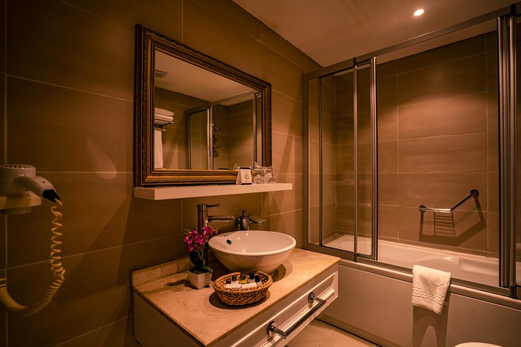 AVICENNA HOTEL