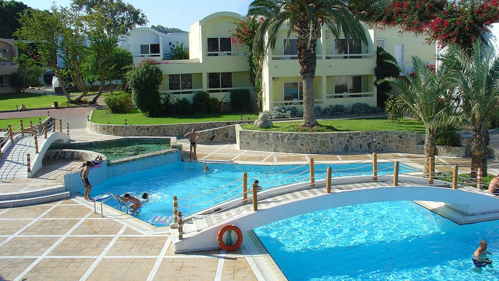 AVRA BEACH RESORT HOTEL & BUNGALOWS
