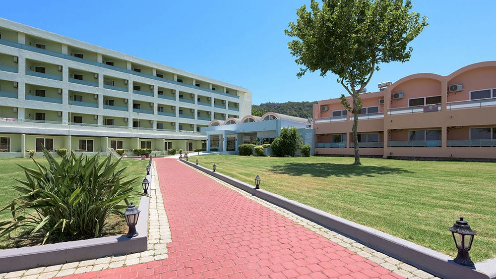 AVRA BEACH RESORT HOTEL & BUNGALOWS