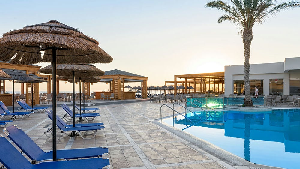 AVRA BEACH RESORT HOTEL & BUNGALOWS