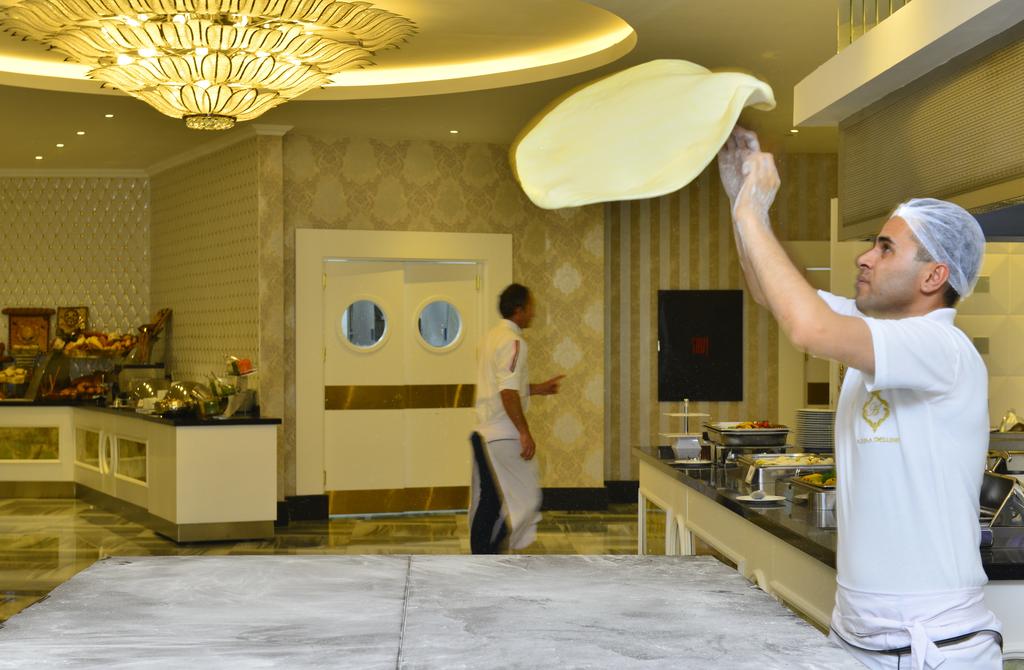 AZURA DELUXE RESORT & SPA