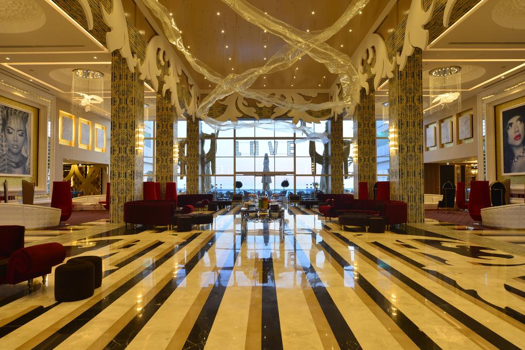 AZURA DELUXE RESORT & SPA