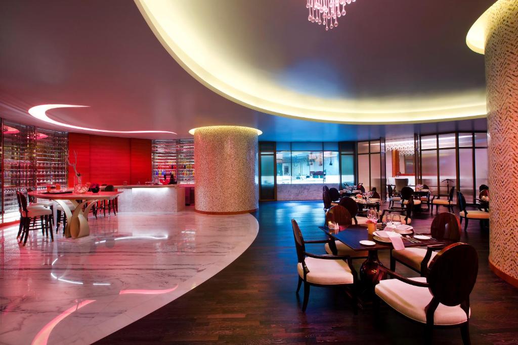BAB AL QASR HOTEL, ABU DHABI