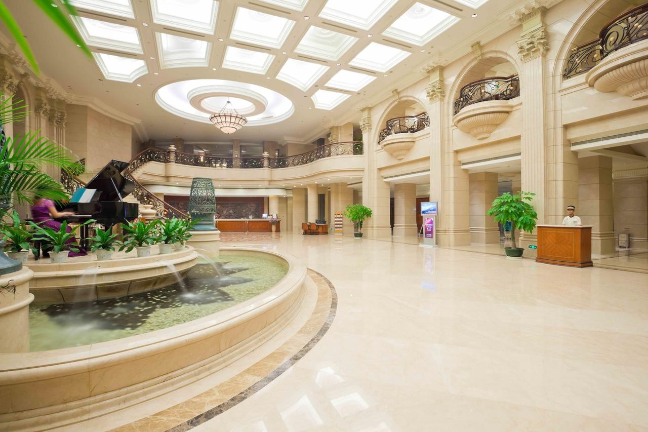 Baohong Hotel