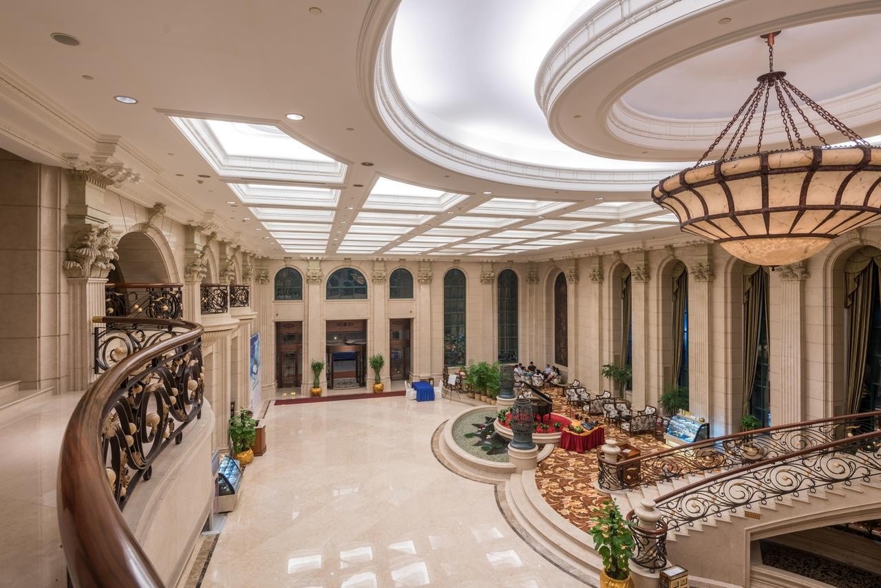 Baohong Hotel