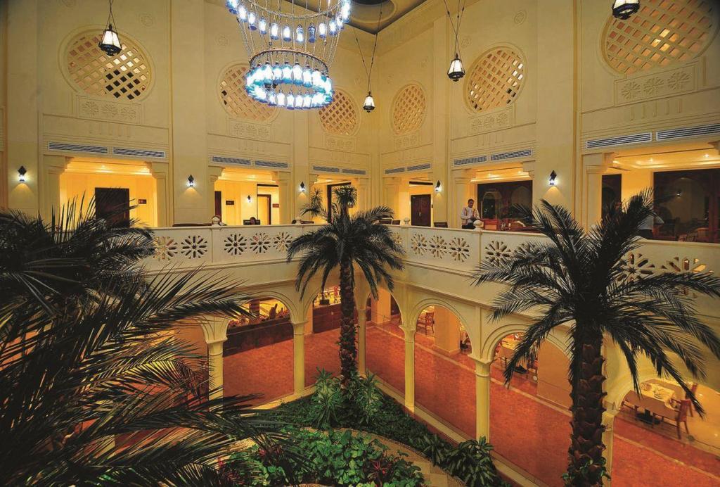 BARON PALMS