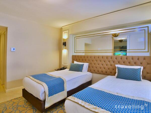 BEETHOVEN PREMIUM HOTEL