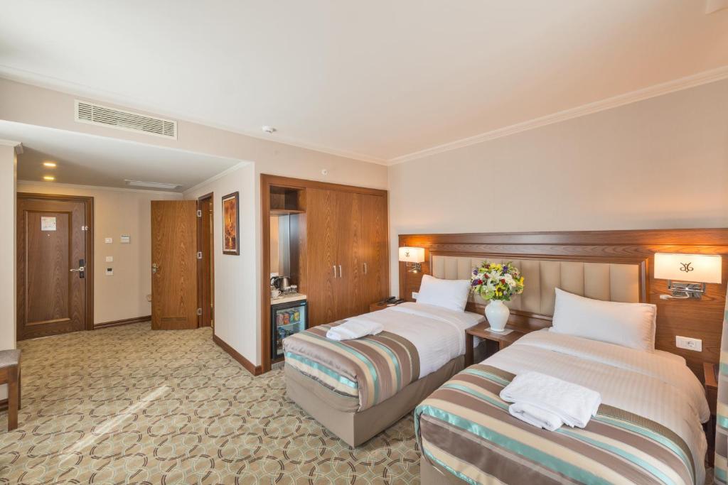 BEKDAS DELUXE HOTEL