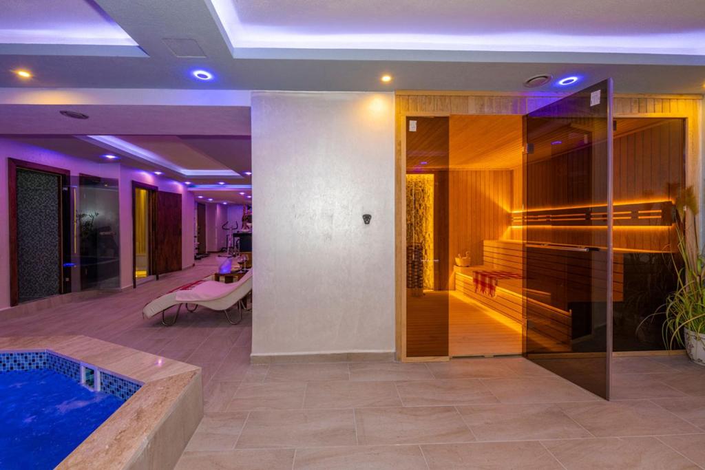 BEKDAS DELUXE HOTEL