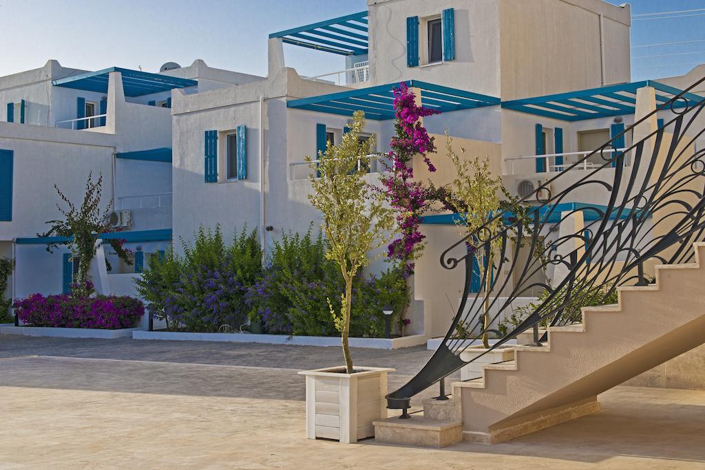 BELLAZURE HOTEL