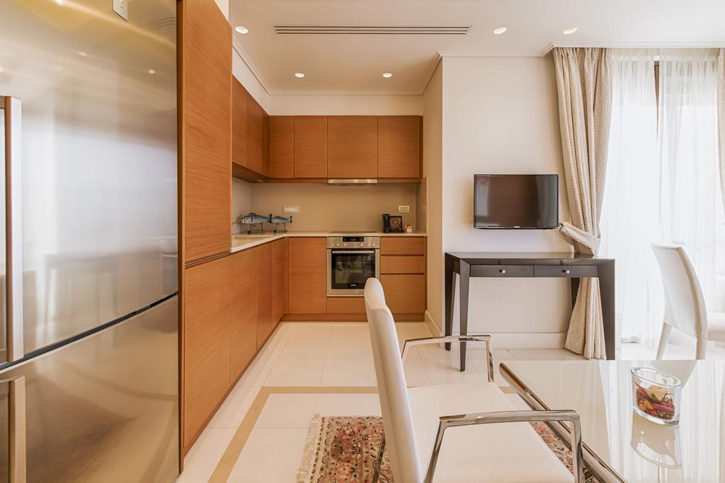 BELLEVUE SUITES