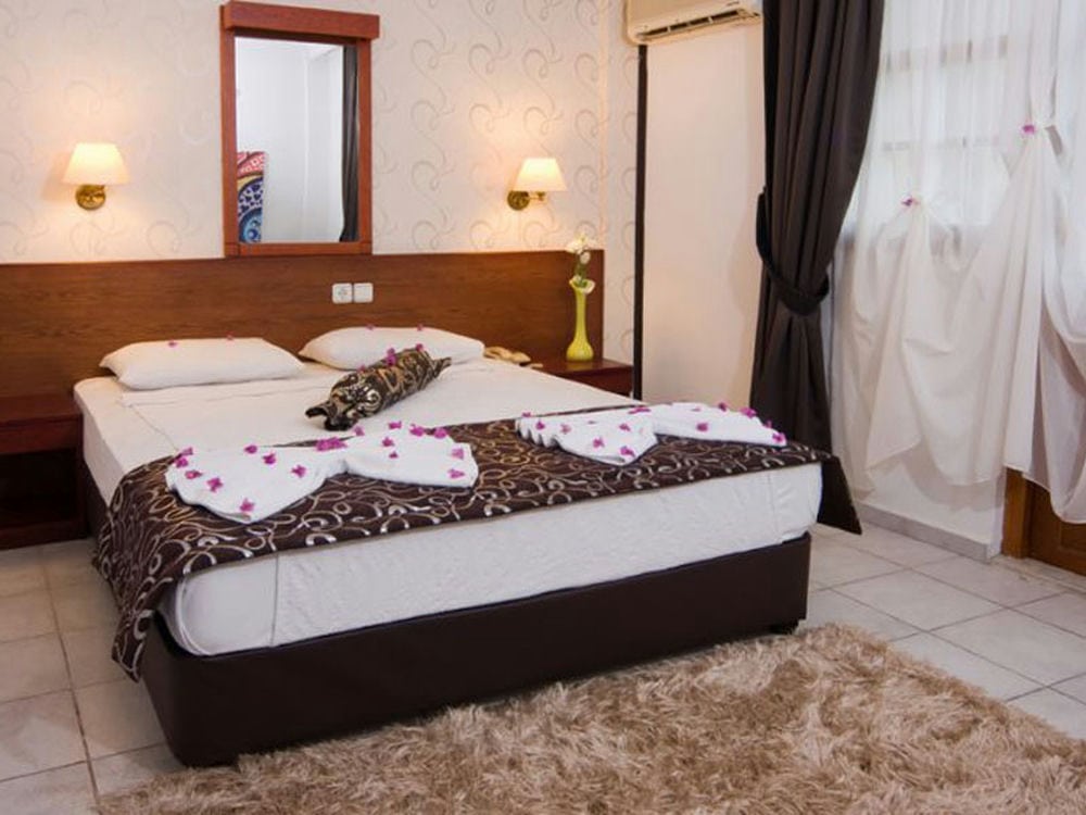 BELPOINT BEACH HOTEL